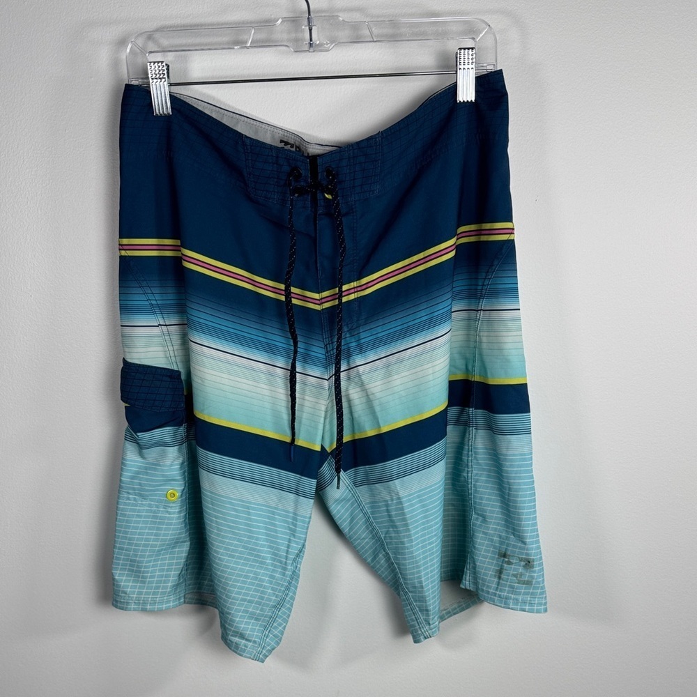 Billabong Platinum Boardshorts Men’s 32 Blue/Teal Swim Trunks